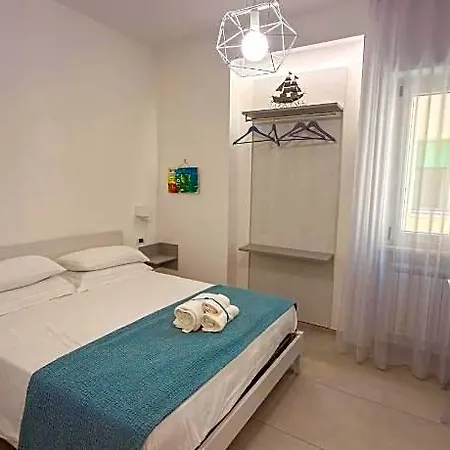 Nocleg ze śniadaniem L'acquario 3*