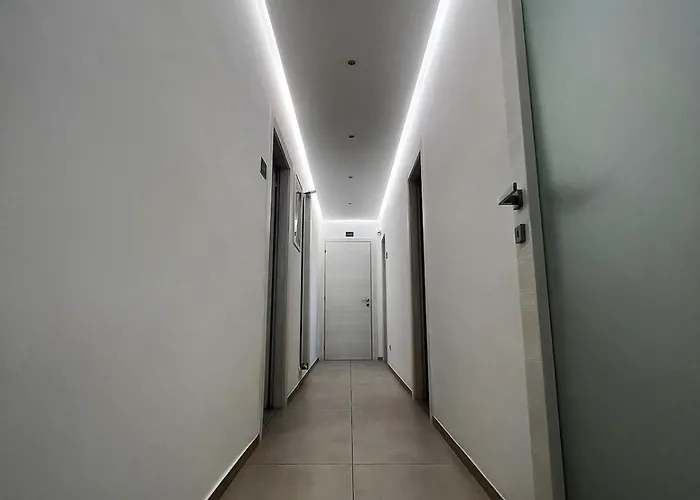 L'acquario Готель типу 