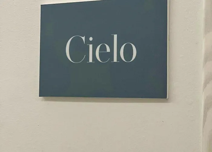 L'acquario Готель типу 